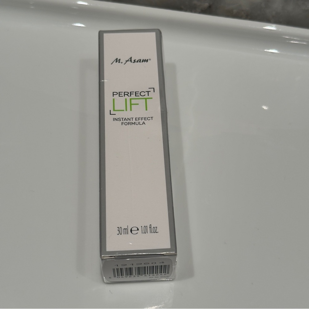 NWT- M. Asam Perfect Lift Instant Effect Formula 1.01 FL OZ